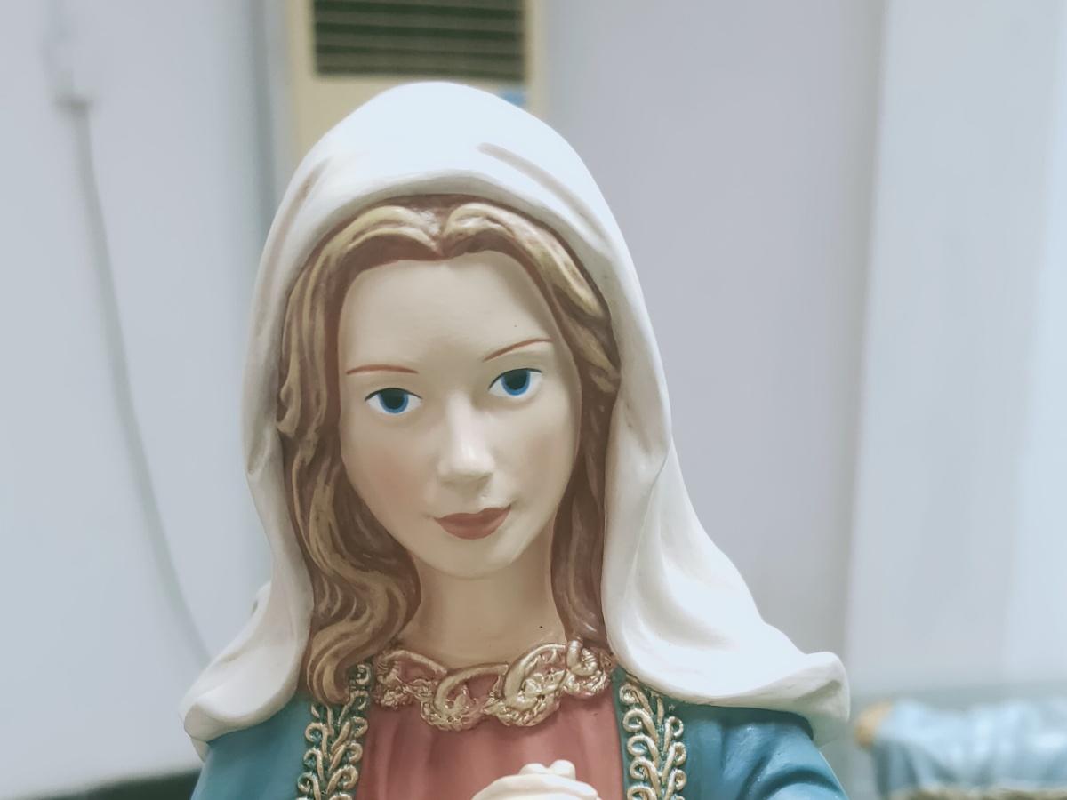 Why Do Resin Figurine Eyes Look Unnatural? The Secret of One Line